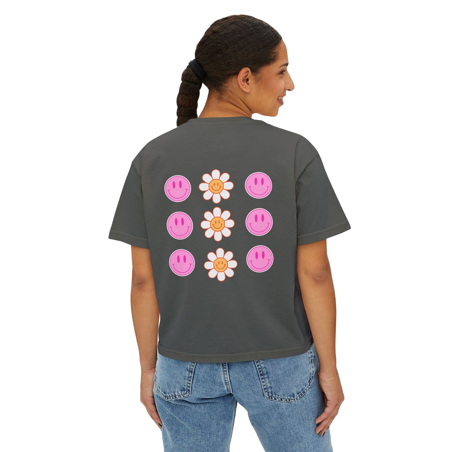 Smiling Daisy Tee